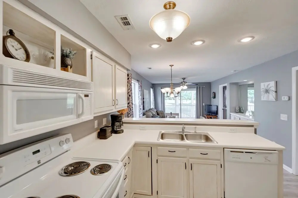 On the Fairways: Myrtle Beach Condo w/ Pool Access