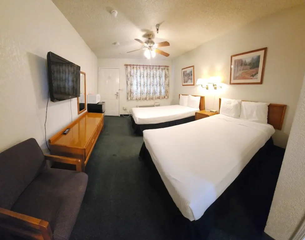 Formosa Inn