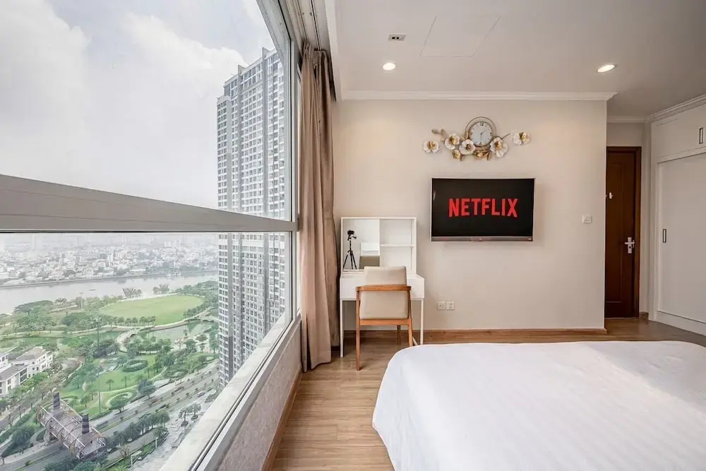 The Suite Landmark Riverside Apartment