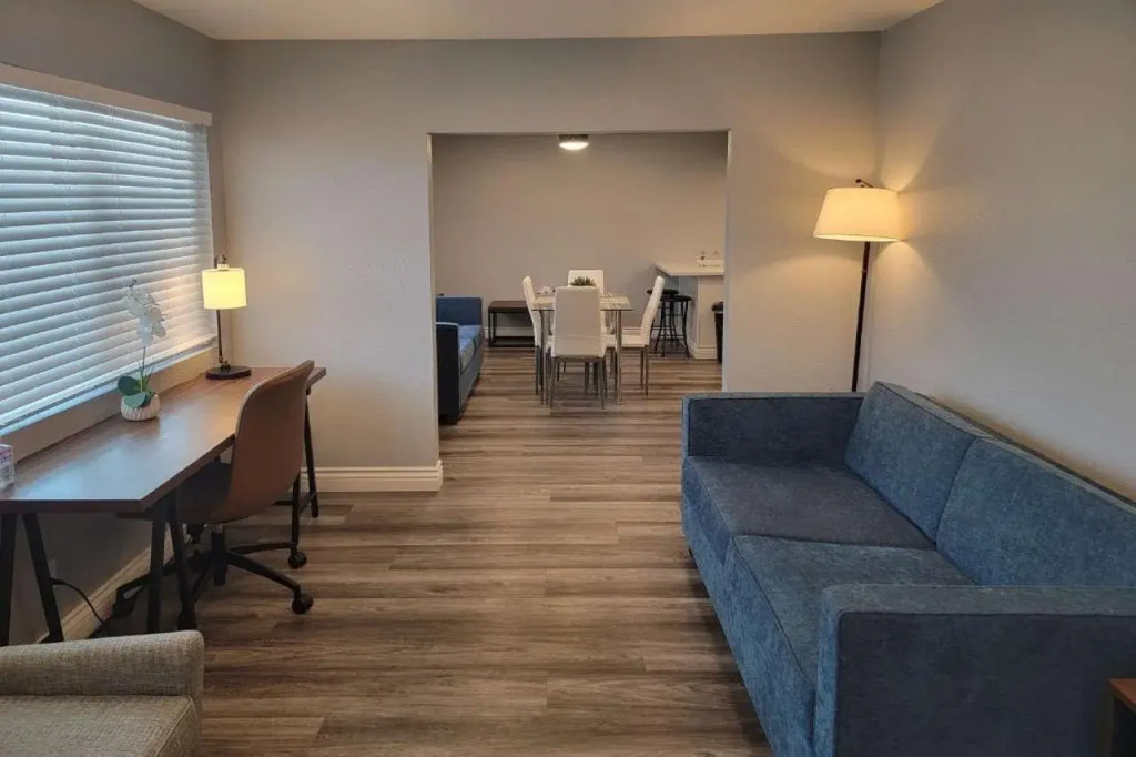 Studio 6 Suites Las Vegas, NV - Tropicana