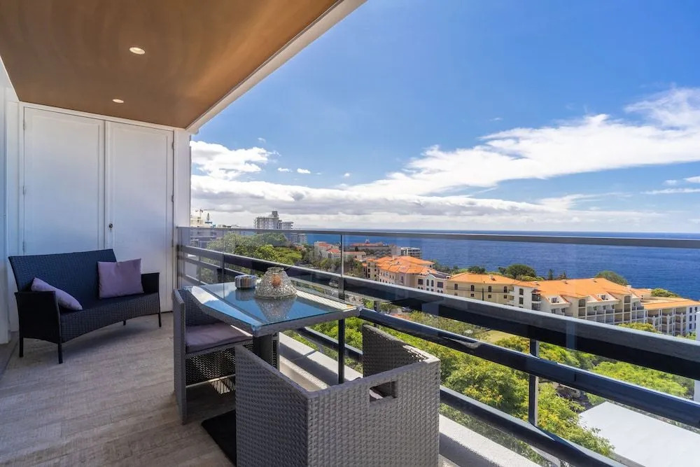 Monumental Apartments - Multi Listing