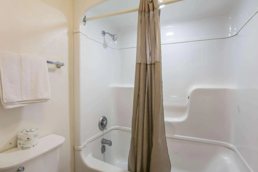 Motel 6-Dothan, AL