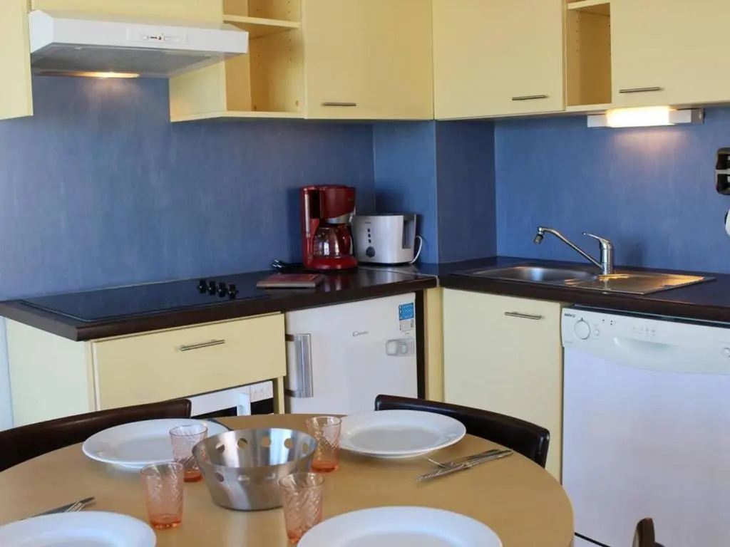 Appartement Gruissan, 2 pièces, 4 personnes - FR-1-229-548