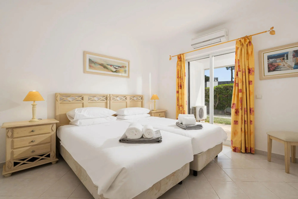 Charming Albufeira Apartment by Ideal Homes