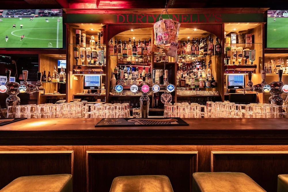 Durty Nellys Inn