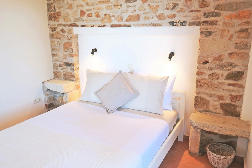 Thea Suites Naxos