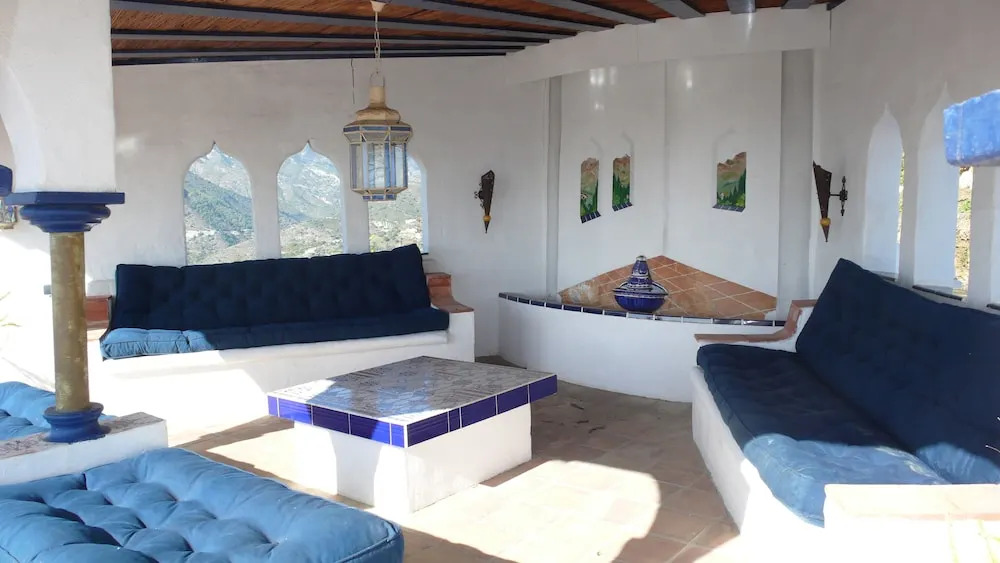 Casa Blanca (2 bed)
