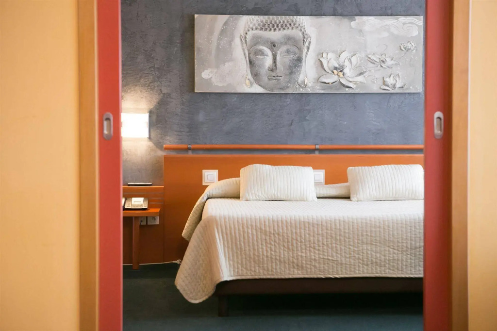 Hotel Tristar