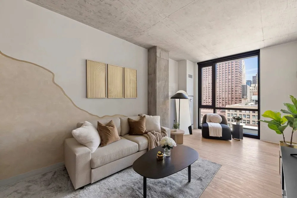 3BD Condo in Printer s Row for Monthly Stays