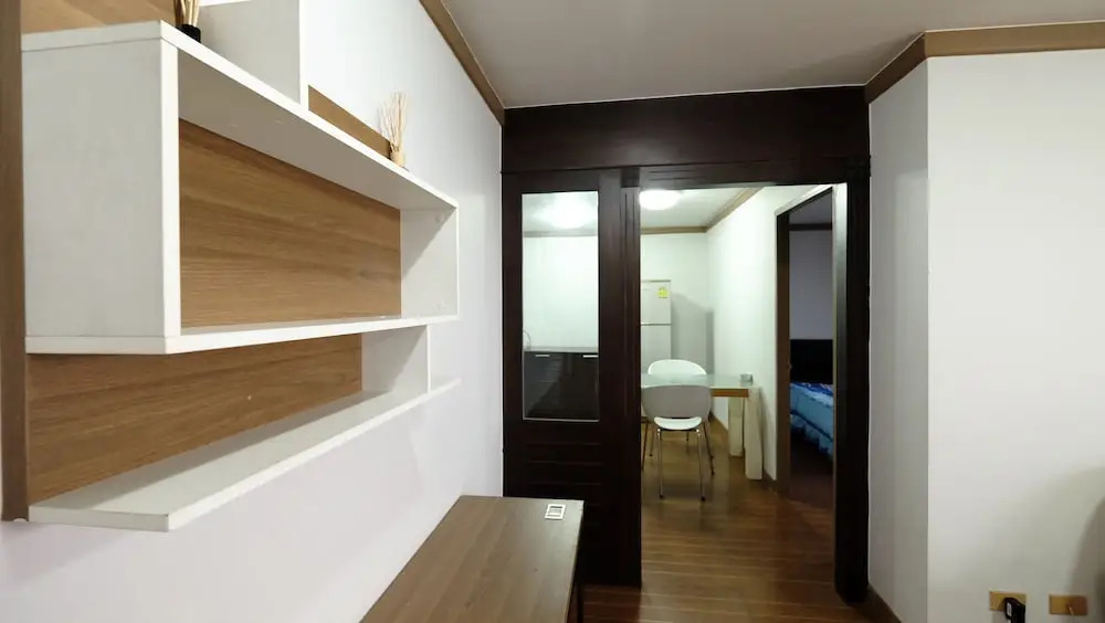 Nontsee Apartment