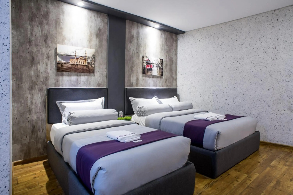 Axiaa Hotel