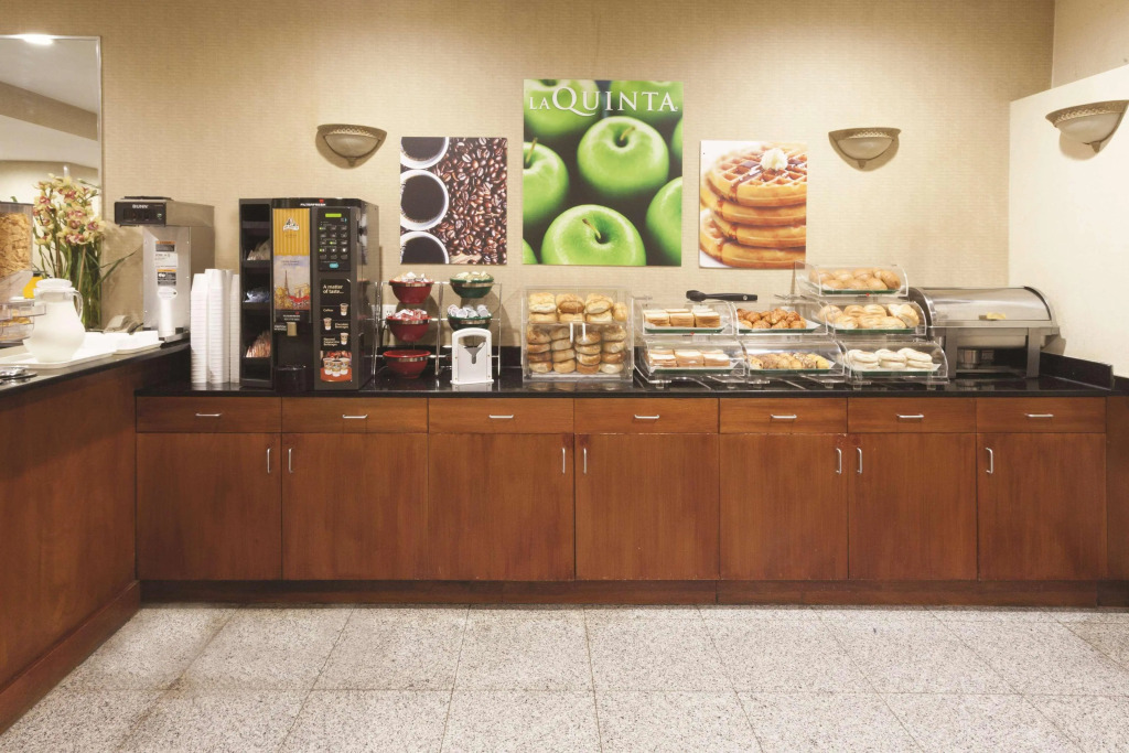 La Quinta Inn Queens