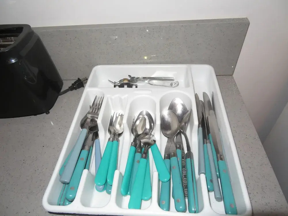 Fully Furnished Apartments near CSUN