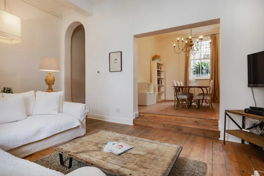 Backup-Powered Victorian House at GreenPoint Park