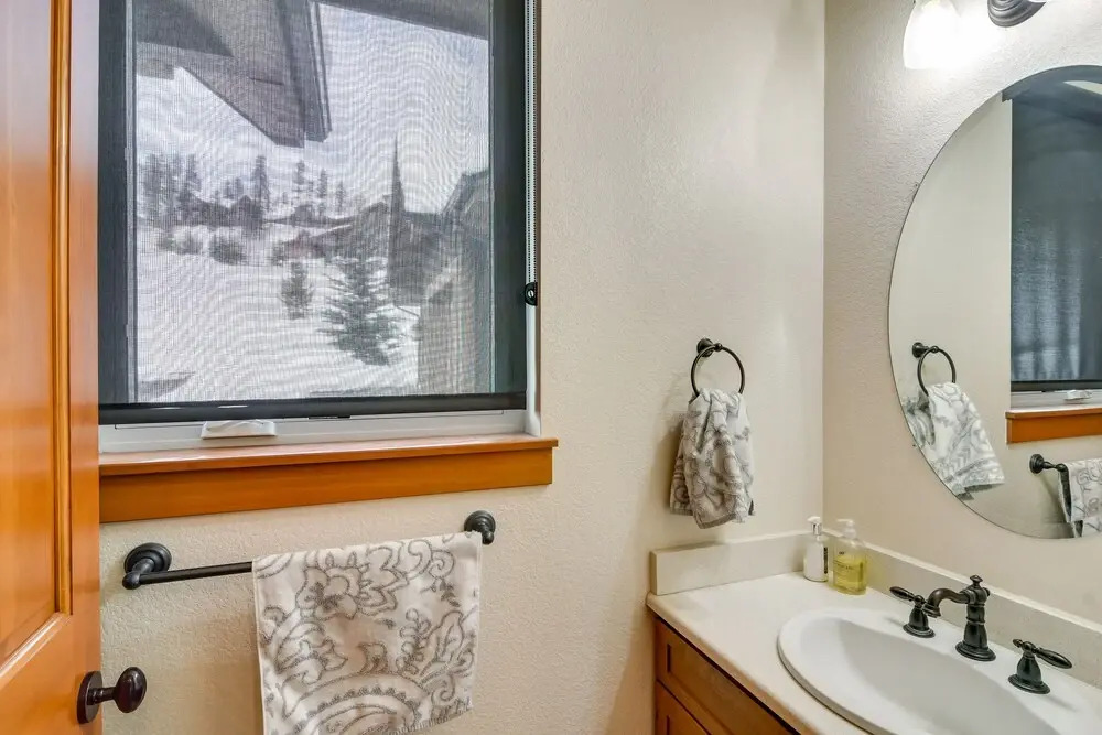 Family Home w/ Hot Tub: 6 Mi to Winter Park Resort