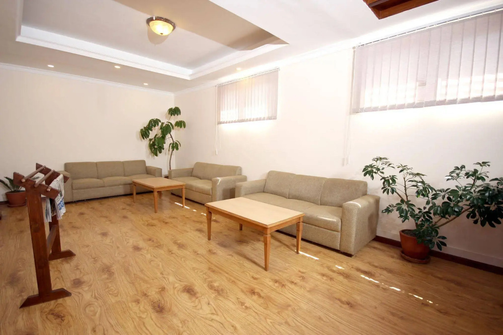 Hotel Holiday House