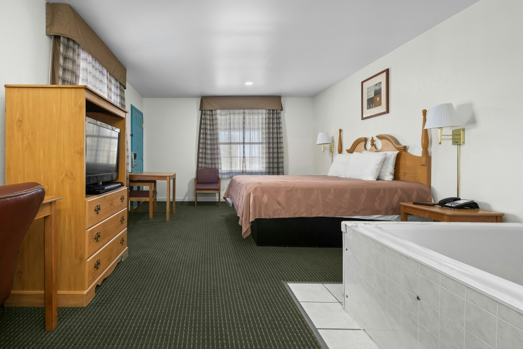 Capital O First Heritage Inn Rantoul IL I 57