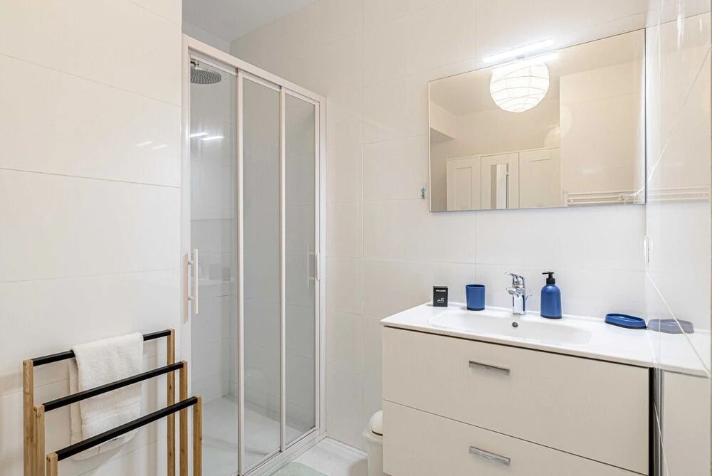 Modern Studio - AC - 2P - Cannes