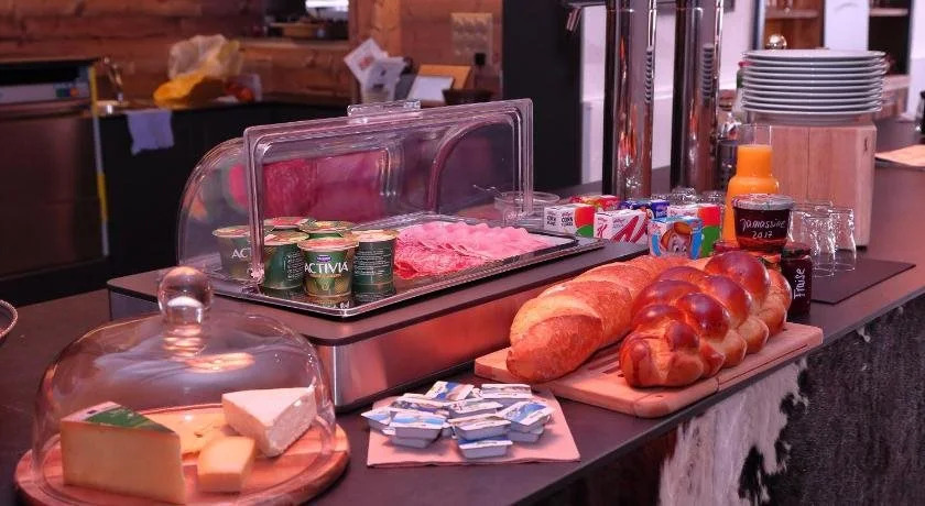 Hotel-Rotisserie La Tour Rouge