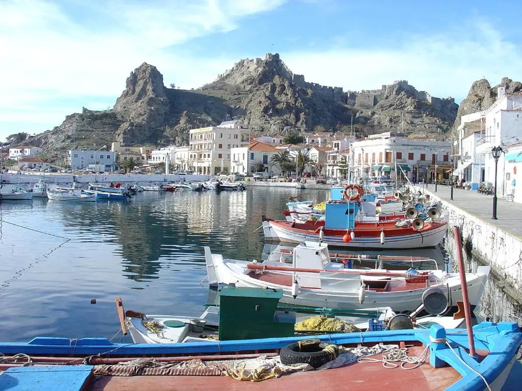 Artemis Traditional Hotel