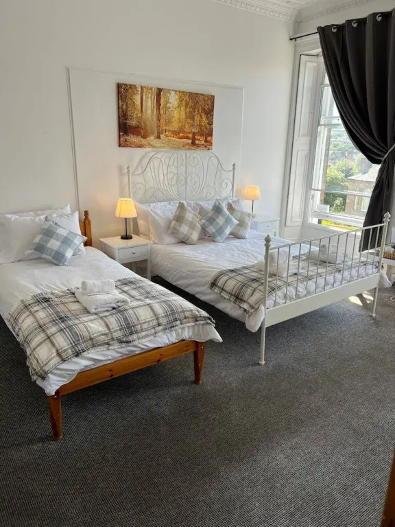 Edinburgh Travel Guest House