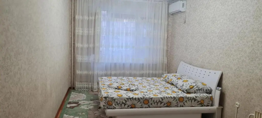 Apartamenty v tsentre vozle naberezhnoj
