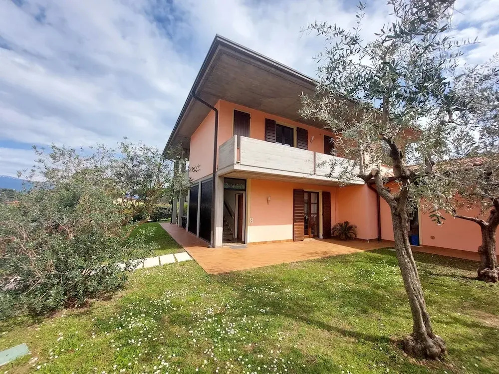 Spacious Villa With Breathtaking Views