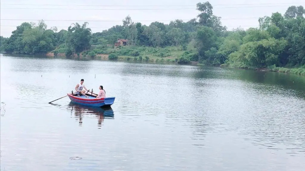Tomodachi Retreat - Làng Mít