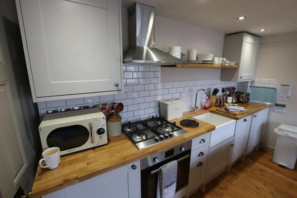 Monmouth House Apartments