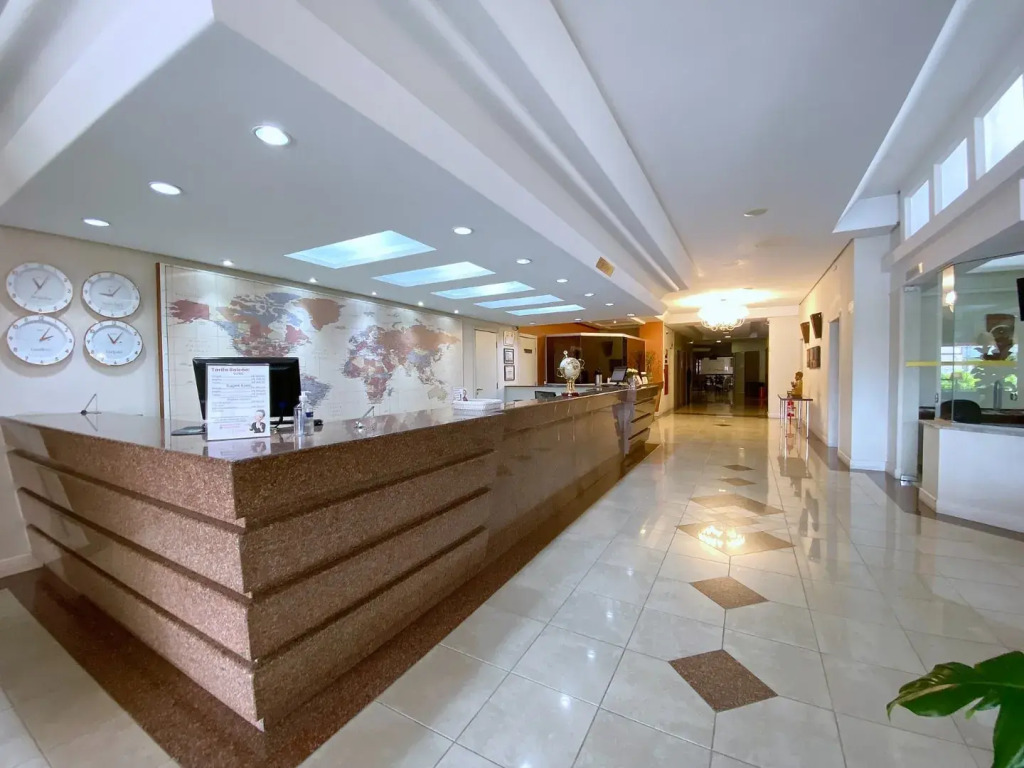 Altadomo Hotel
