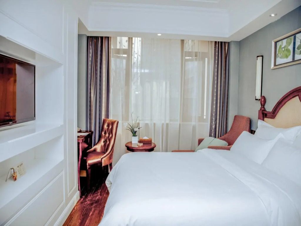 Chengdu Theme Hotel