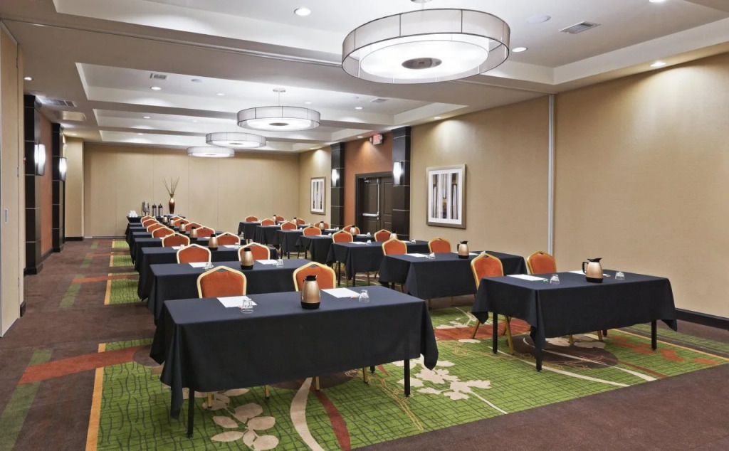 Holiday Inn Hotel Houston Westchase