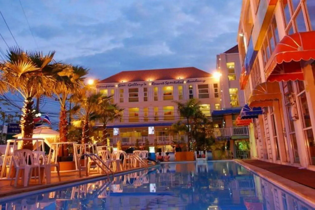 Nsiri Resort & Hotel