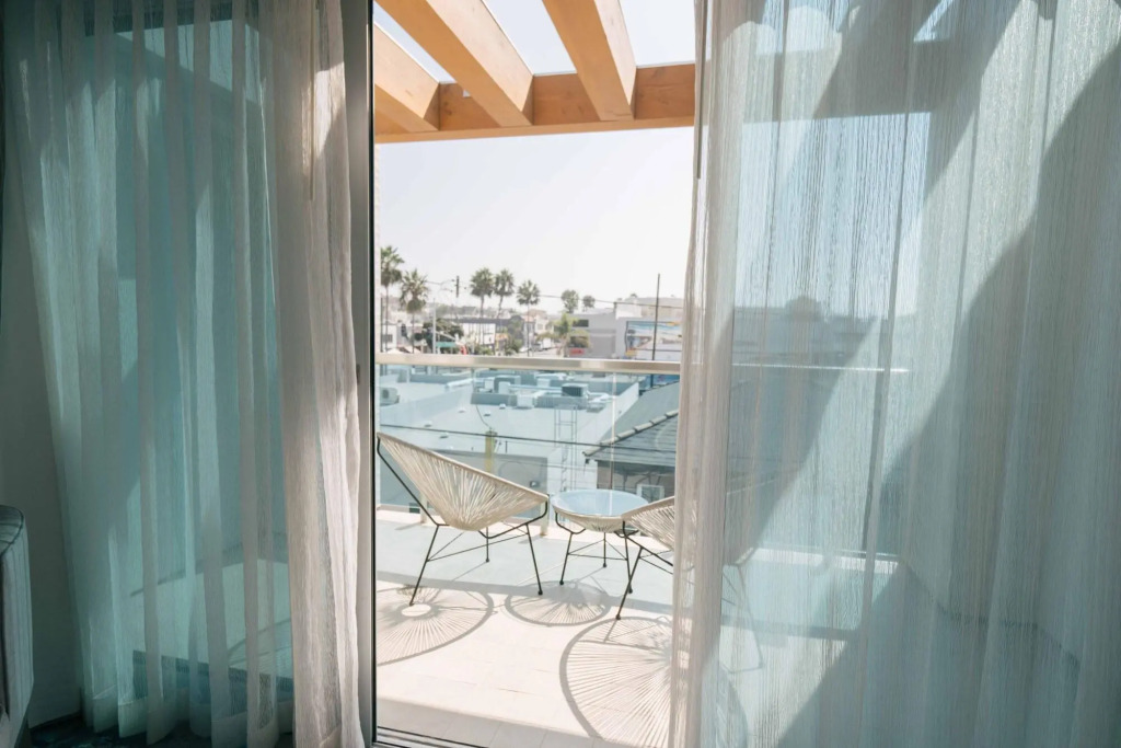 H2O Hermosa Beach Hotel