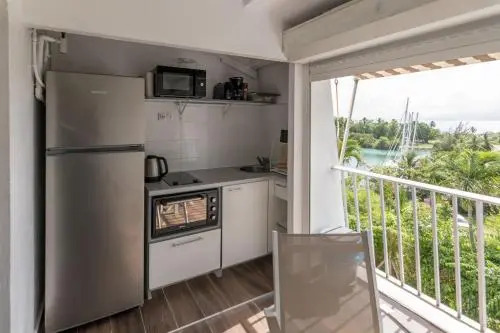 Superbe studio en duplex, vue sur mer et piscine