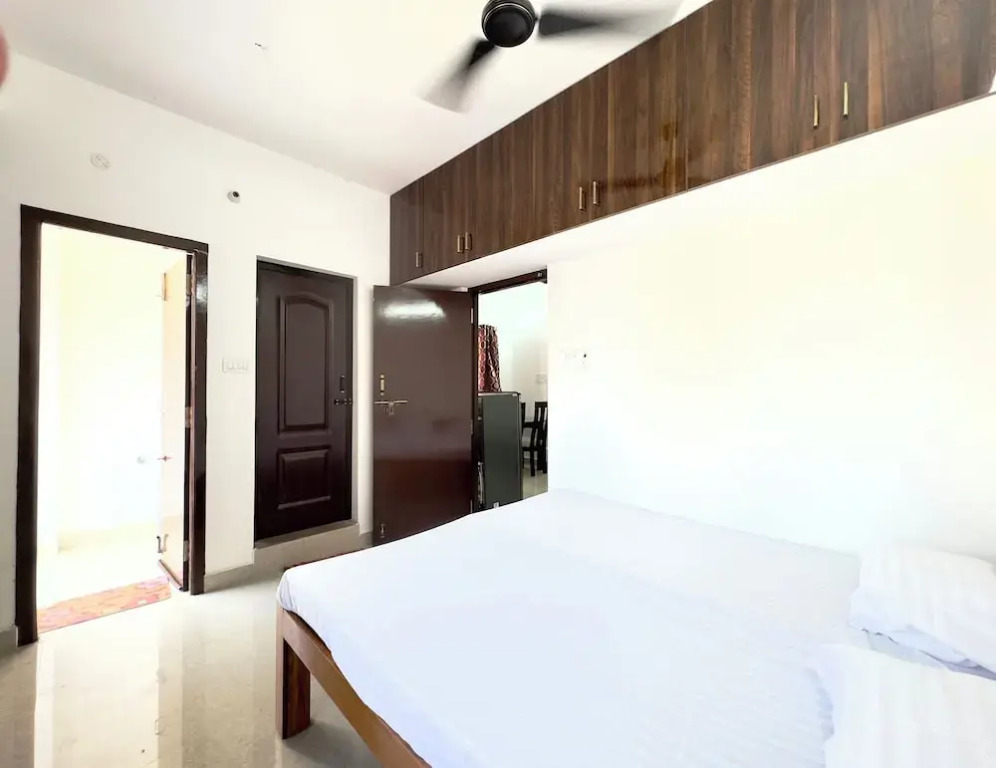 Sishya Hotels & Service Apartment Thoraipakkam, Chennai OMR, IT Expressway