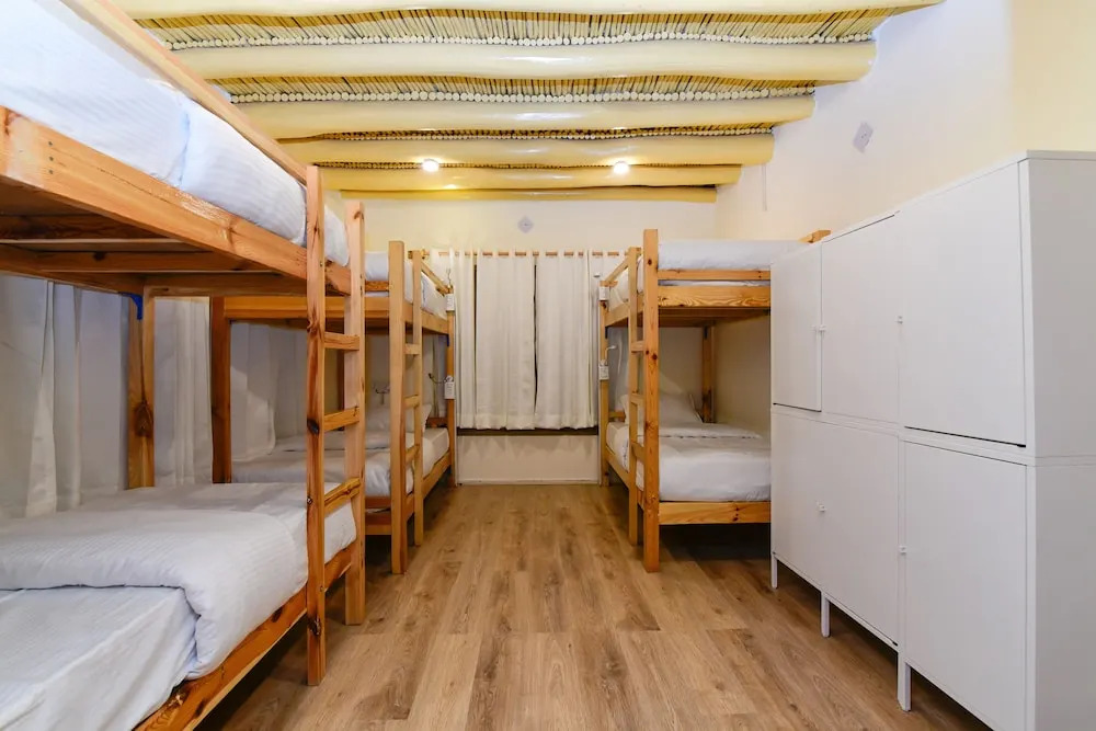 Raybo Hostel