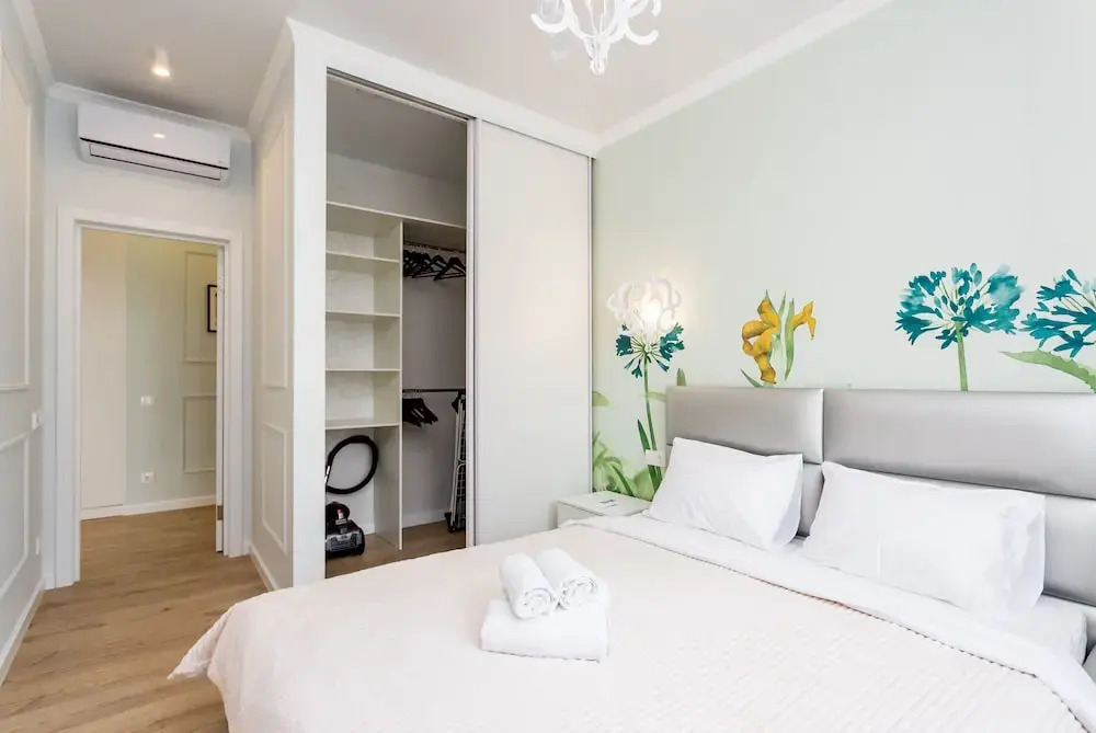 Апартаменты Abri Luxe Art Lite City