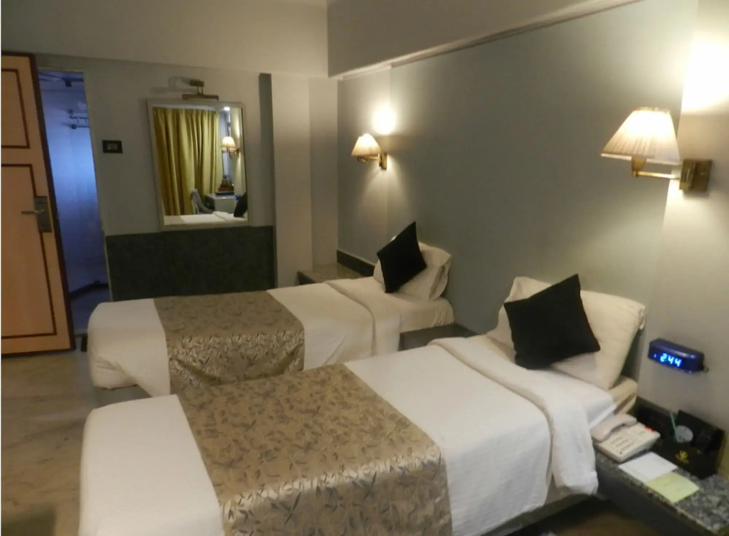 Regenta Place The Emerald