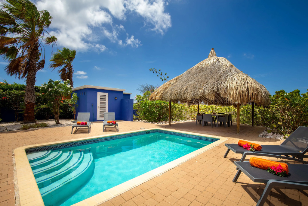 ? Peaceful Garden Villa?  -  Private Pool
