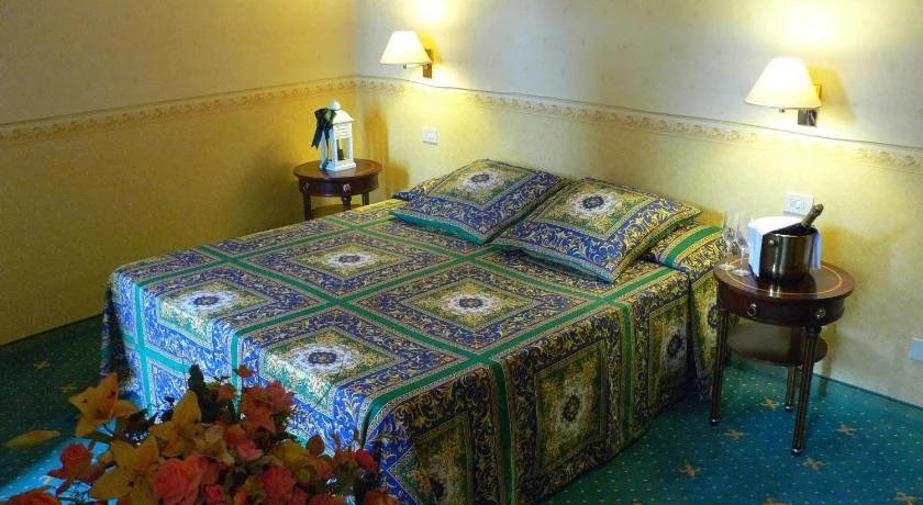 HOTEL ALLA RIVIERA lake view