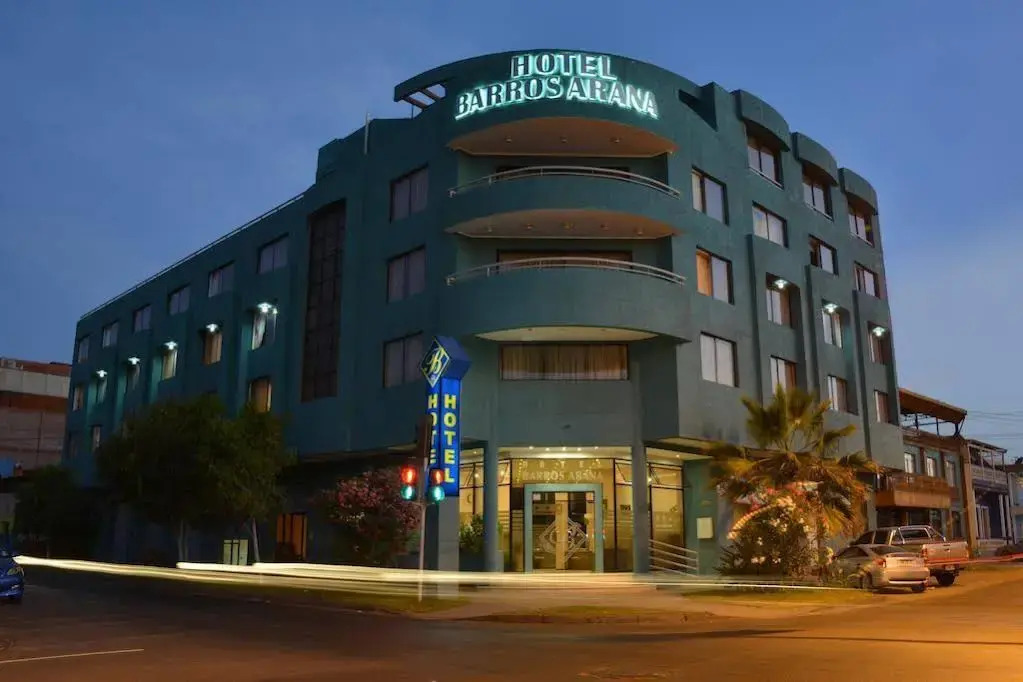Hotel Barros Arana