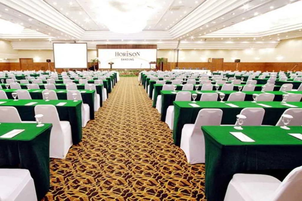 Horison Ultima Bandung