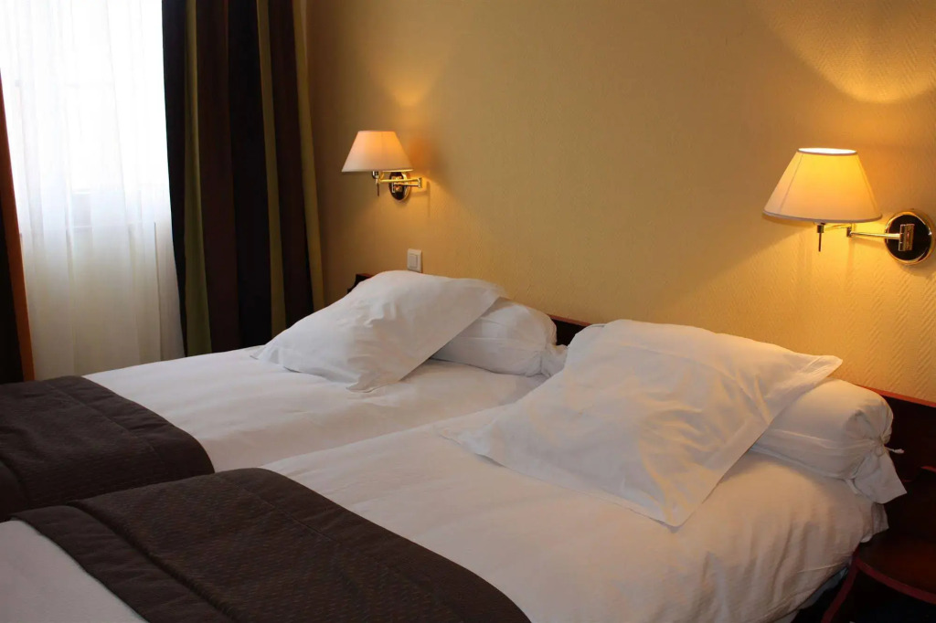 Logis Hotel Restaurant A LEtoile