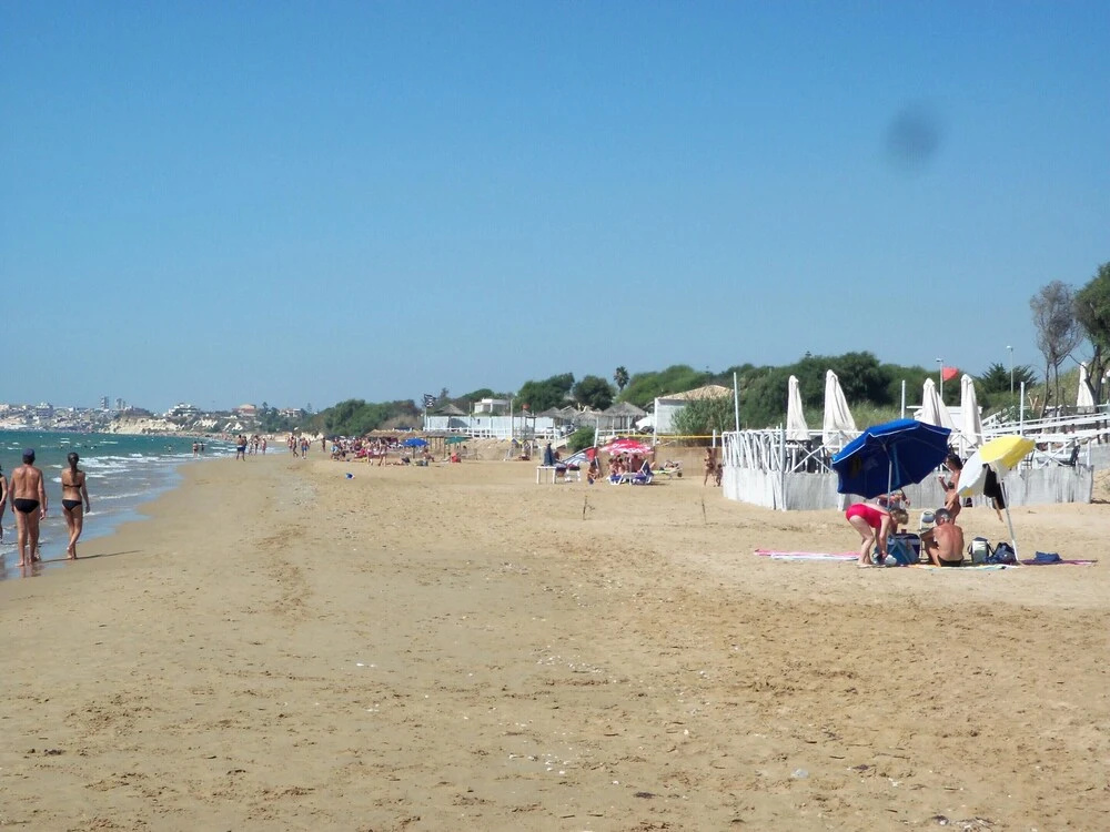 Apartment with 2 Bedrooms in Santa Maria Del Focallo, with Wonderful Sea View And Furnished Terrace - 100 M From the Beach
