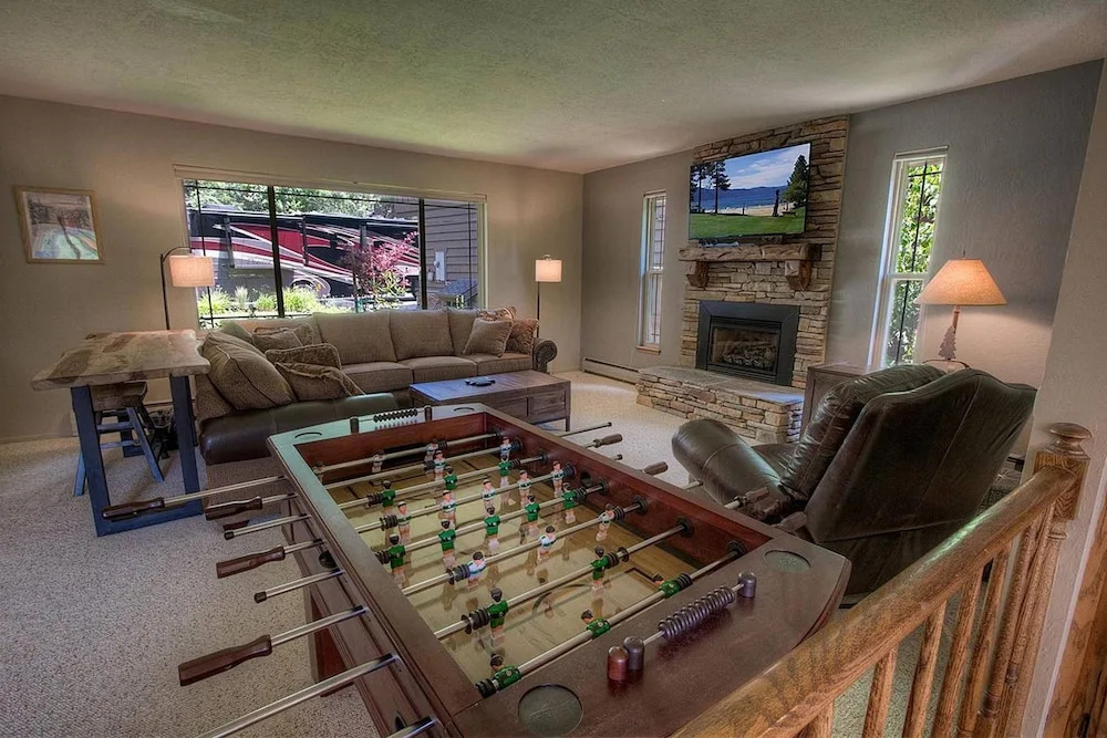 Meadowview Hideaway by Lake Tahoe Accommodations
