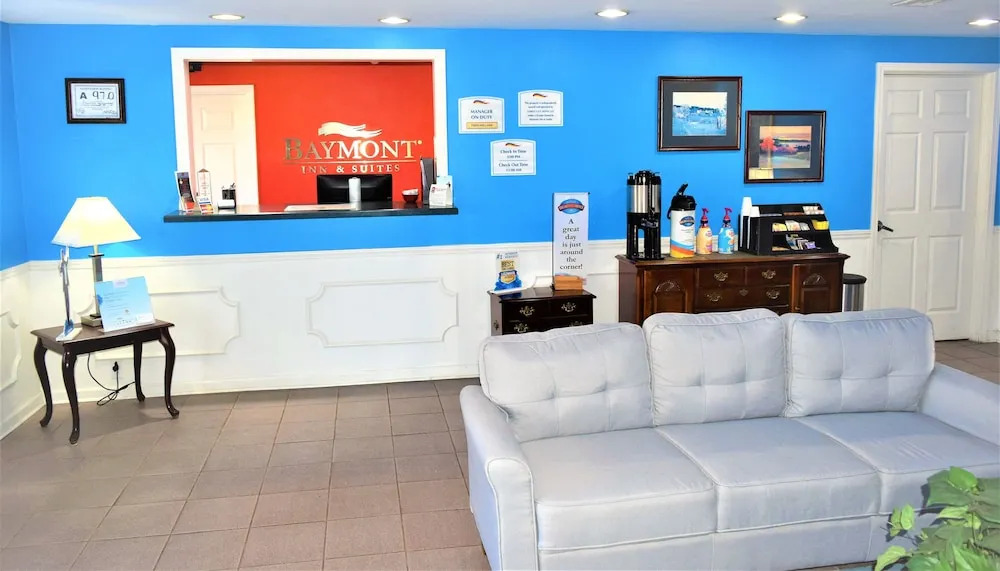 Baymont by Wyndham Forest City
