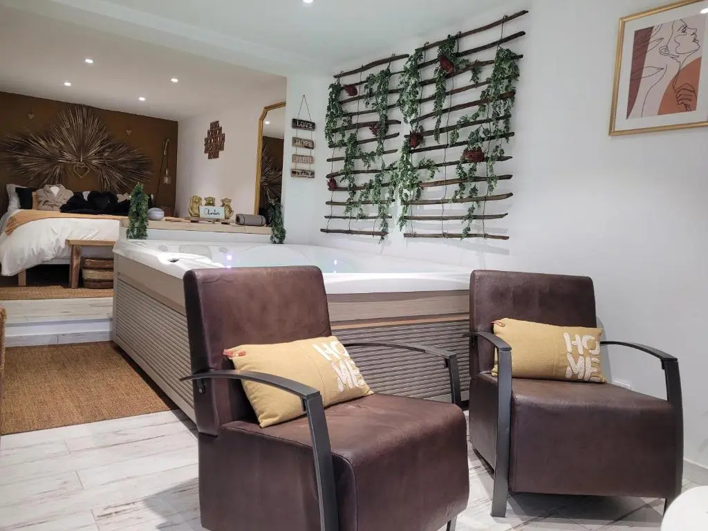 Suite & SPA Just Dream 28 (Adults Only)
