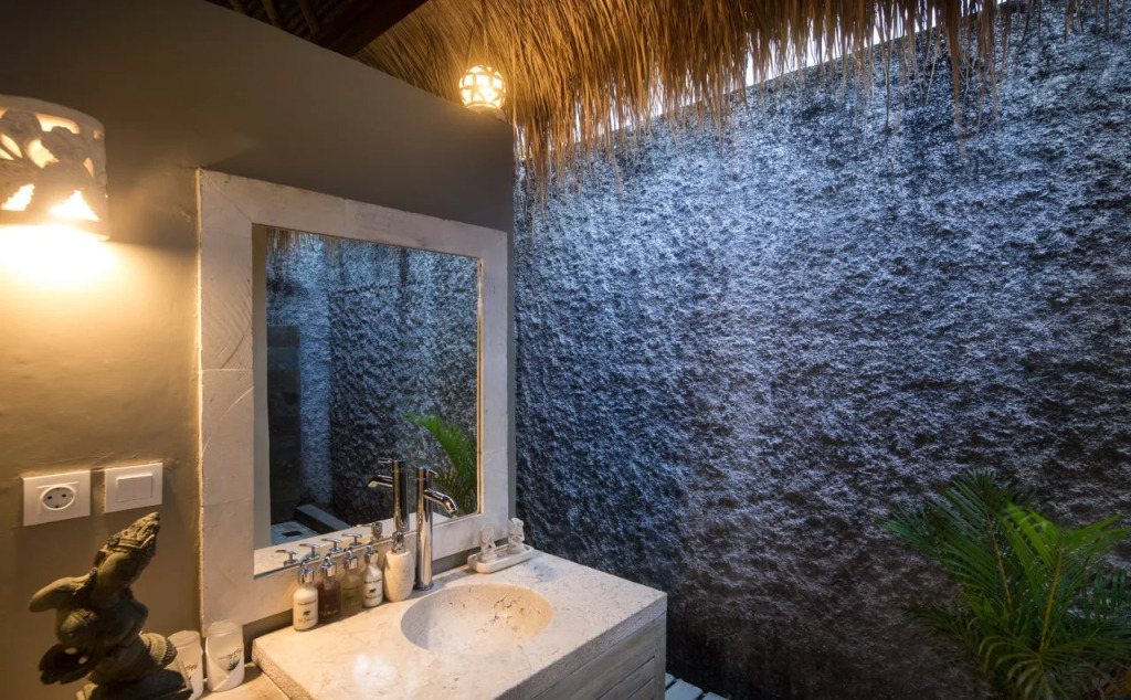 Relax Bali Resort, Diving & SPA, ocean front