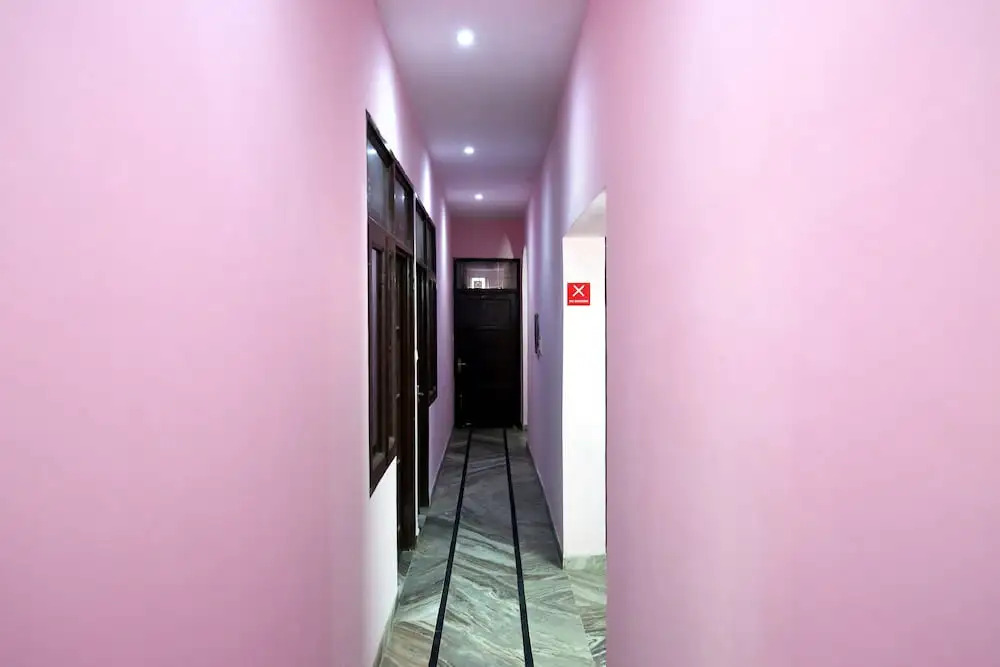 OYO 9740 Hotel Him Sagar
